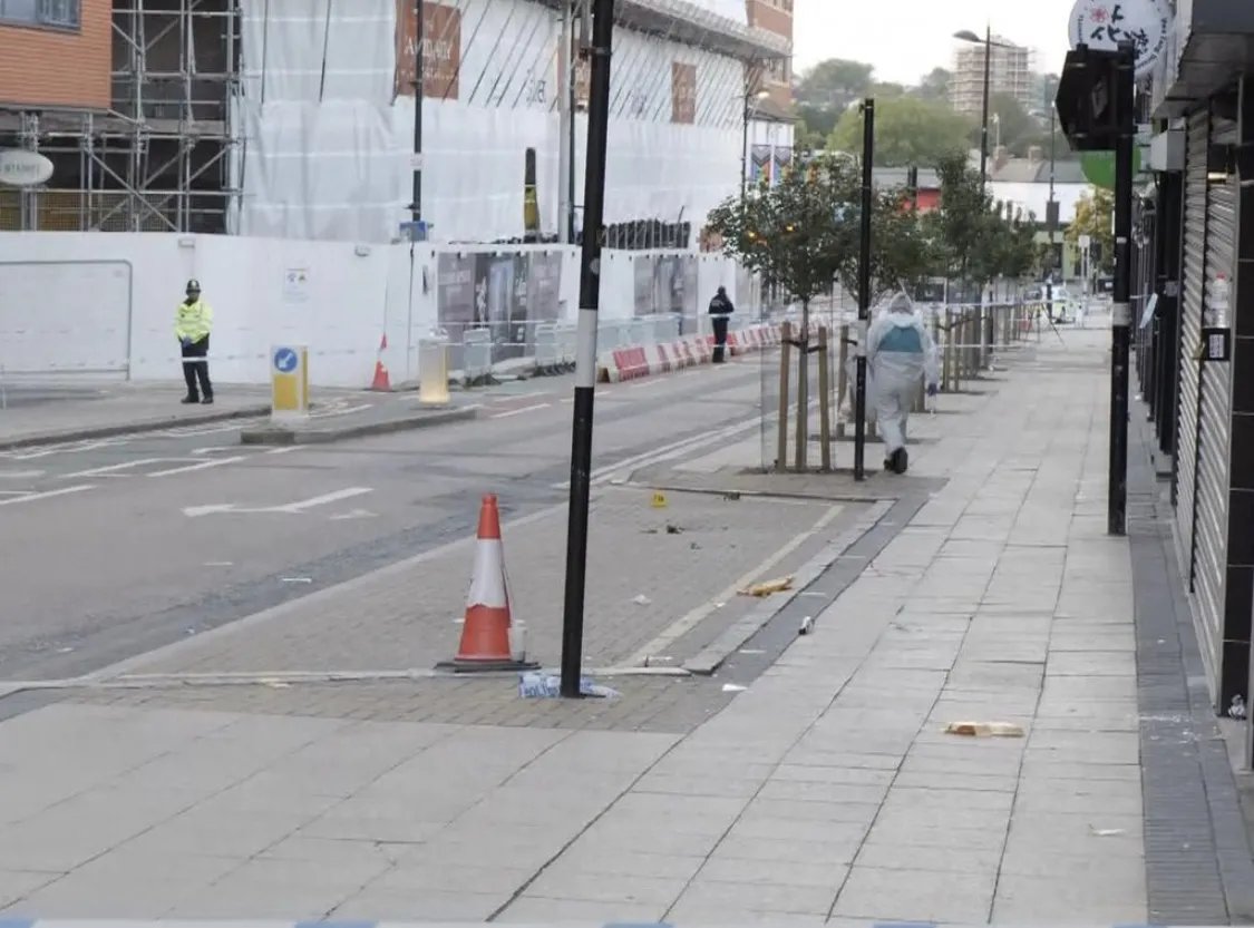 英国伯明翰发生多起持刀伤人案,造成了多少人员伤亡?