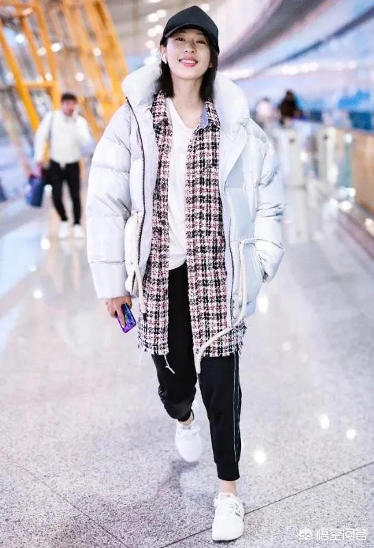 童瑶和章子怡为什么长的这么像