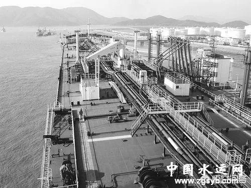 伊朗霍尔木兹军演