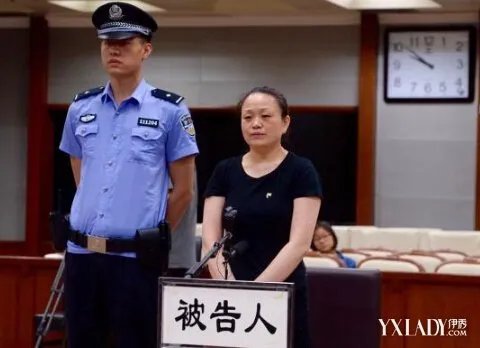 啃老女喂水银弑母因跟母亲借钱被拒