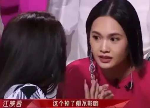 杨丞琳边唱边接住耳环是怎么回事 杨丞琳边唱边接住耳环是什么情况