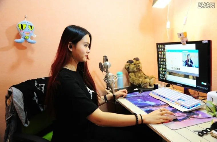 直播业平均月薪9423元 这一薪酬数据已见顶？