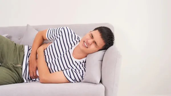 哪些坏习惯会引发脂肪肝？青年得了脂肪肝怎么办？