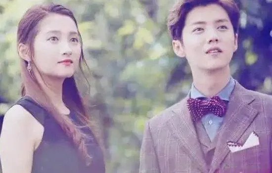 关晓彤十个月怀孕照片 大肚子要生了是真的吗