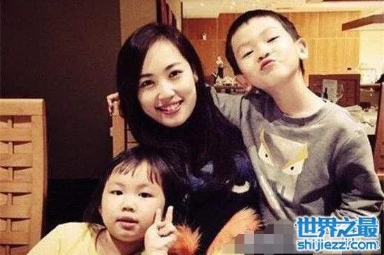 马蓉移民澳洲是真的吗, 甚至还要带走两孩子(有疑点)