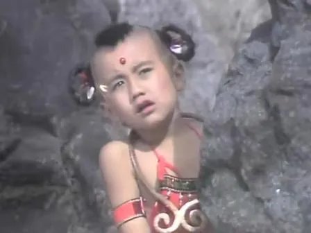 红孩儿赵欣培和吴秀波撞脸 童星长大后无人问津