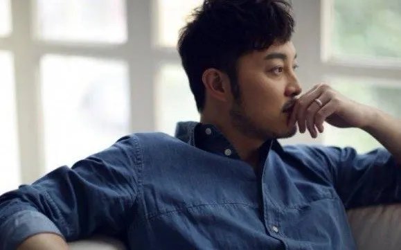 沙溢把郭敬明演哭什么情况这到底是怎么回事？