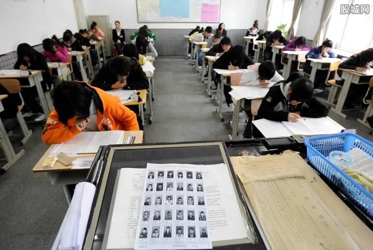 央视曝光剑桥英语考试天价考位黑幕 很多人都被坑惨了