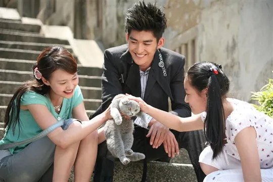 郑爽和张翰的女儿照片  郑妈曝女儿分手原因