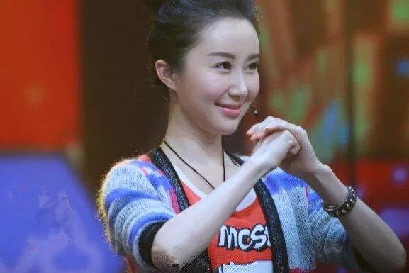 舒畅陈键锋快乐大本营秀甜蜜 “土豪夫妇”首度合体