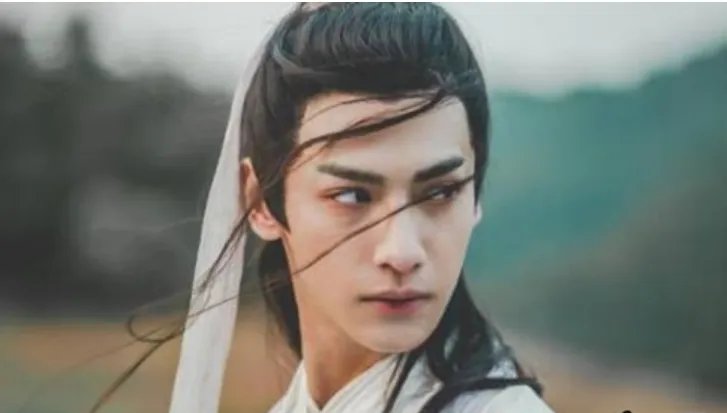 罗云熙是如何斥跟车跟拍者的?