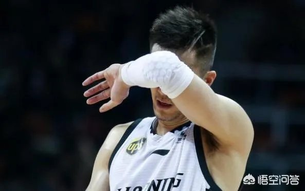 “辽粤大战”郭艾伦独得34分！球迷：留了胡子的郭艾伦就是外援！你怎么评价？