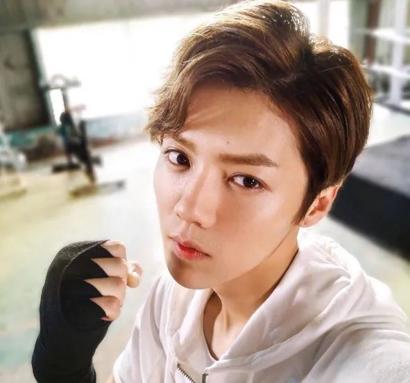 关晓彤和鹿晗发生关系了