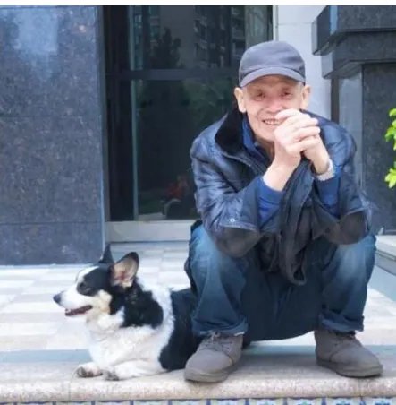 柳岩父亲去世了吗?