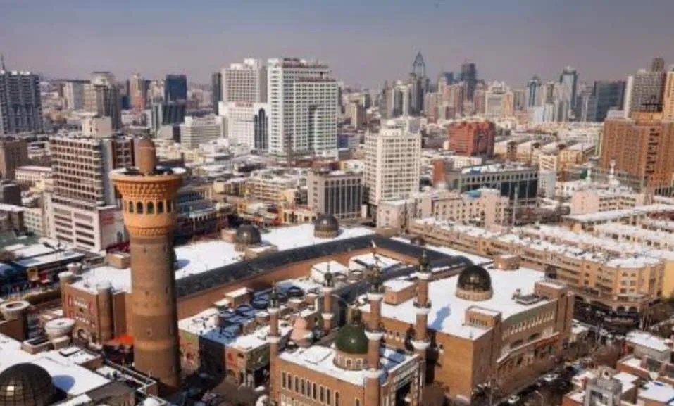 “全部撤离”乐山五通桥现刺激性气味气体，居民戴口罩撤离，怎么回事啊？