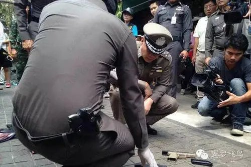 中国游客在泰国遭武装人员抢劫，事件有何具体细节？