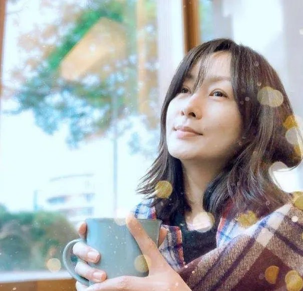 当年大红的她瞧不起赵薇,如今沦为龙套配角,你知道是谁嘛?