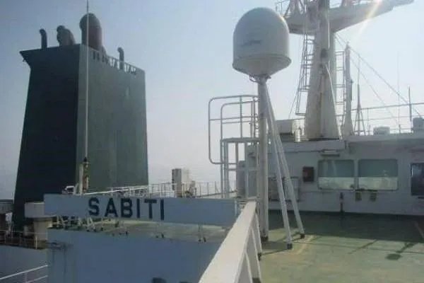 伊朗油轮发生爆炸，这起爆炸的发生原因是什么？