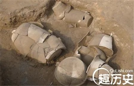 河北出土战国瓮棺葬 尸体装入瓮棺全球罕见