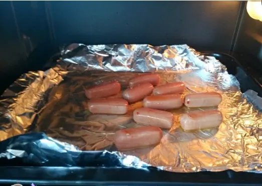 热狗怎么烤算熟了。