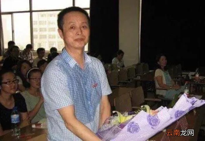 章泽天10年心机上位史 章泽天怎样追刘强东的