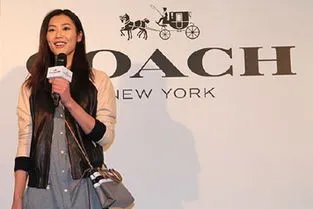 刘雯不顾1.6亿违约金解约辱华品牌遭封杀，为了祖国的利益她失去了什么？