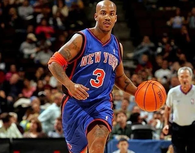 如何评价马布里在中国未捐款，回美国捐款5万美元？