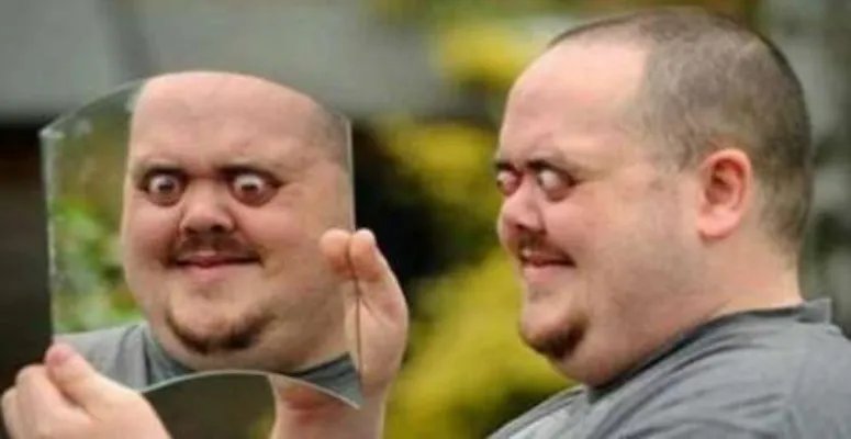 世界上眼球最突出的人——约翰·道尔(12毫米)