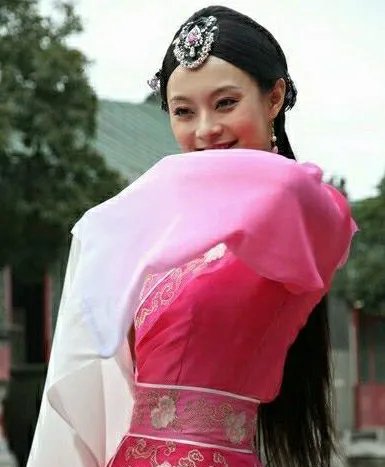 甄嬛传甄嬛跳惊鸿舞是第几集