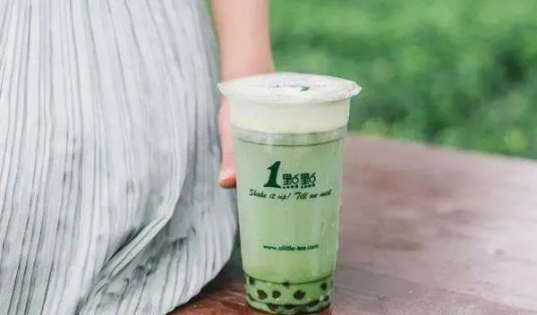 武汉一点点奶茶加盟费高不高？