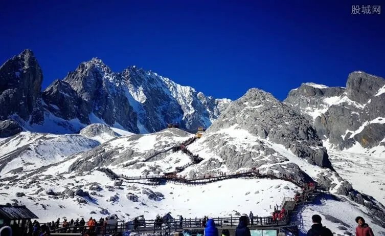 冰川公园日限游客一万名 建议有需求者提前购买门票