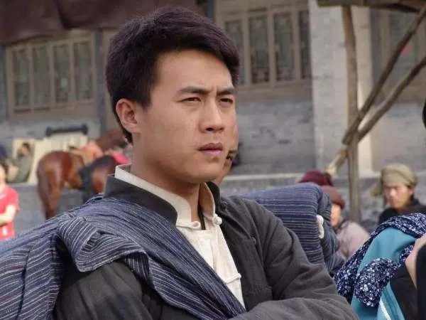 王灿主动追求杜淳，你觉得这两个人适合在一起吗？