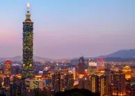 资金大幅出逃台股，近4日连续卖超，如何看待这一现象？