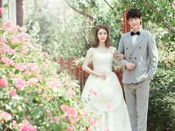 南京婚纱摄影店哪家好 南京婚纱照价格一般多少