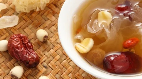 女性吃什么可以美容养颜？七款养颜食谱让你拥有娇美容颜