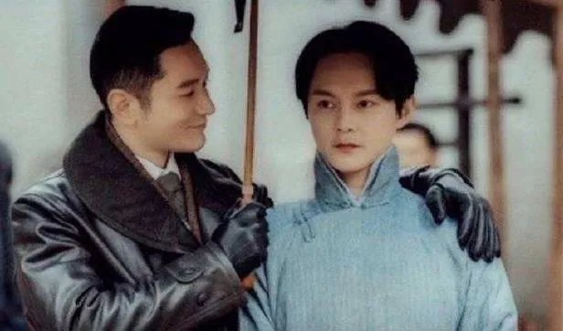 鬓边不是海棠红小说讲什么,鬓边不是海棠红小说结局