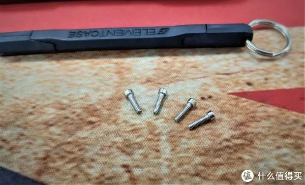 源自美国军工品牌ElementCase旗下最新的KATANA武士刀，今天！！！！！！！！我们开箱！！！！！！