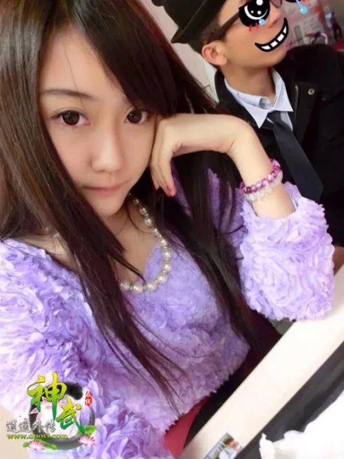 神武玩家真人秀图片 回合制里萝莉MM多