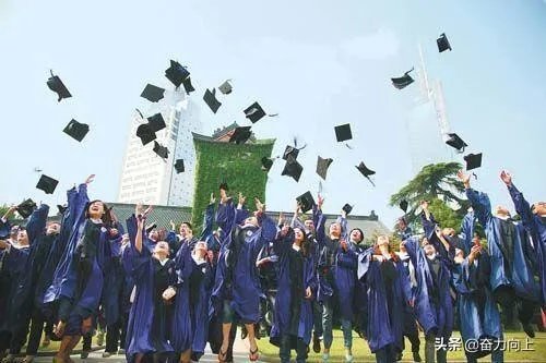 如何看待教育部坚决取消毕业前补考等一系列毕业新规？