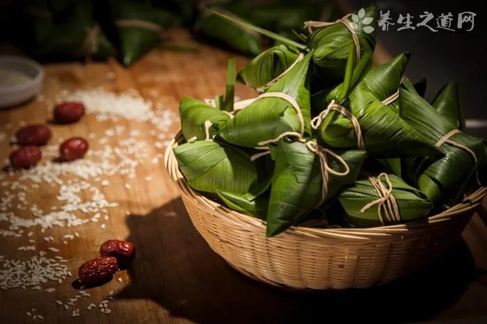 粽子黑作坊藏大棚 怎样选购粽子