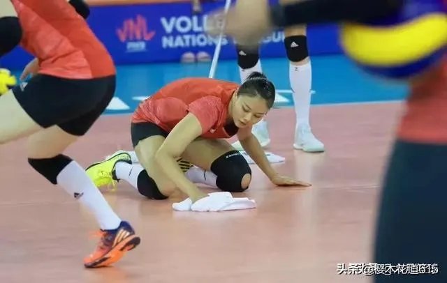 心善人美，中国女排龚翔宇默默资助贫困学生三年，获球迷称赞，如何评价？