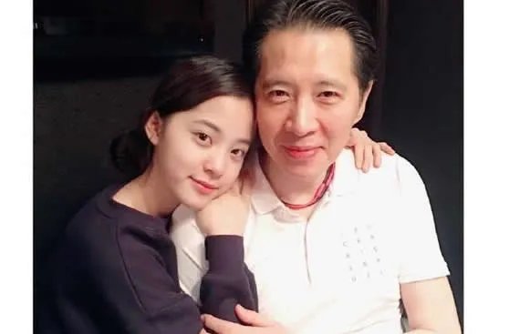 欧阳娜娜男朋友是谁2021：欧阳娜娜的父亲是谁啊