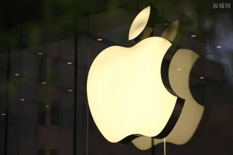 iPhone12系列手机均支持5G 你愿意购买吗