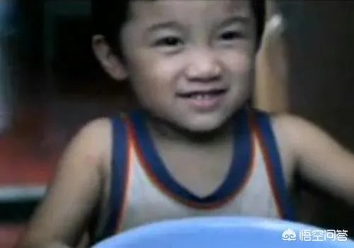 《家有儿女》主演重聚，杨紫张一山都发展的很好，夏雨现在如何？