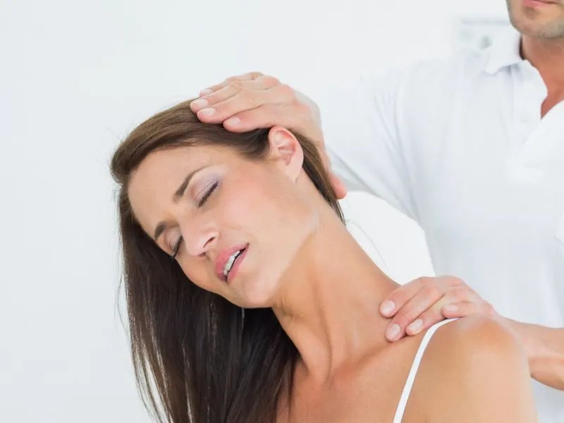 去除脖子上皱纹的方法有哪些