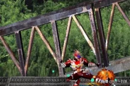 铠甲勇士激斗传其他铠甲怎么解锁?