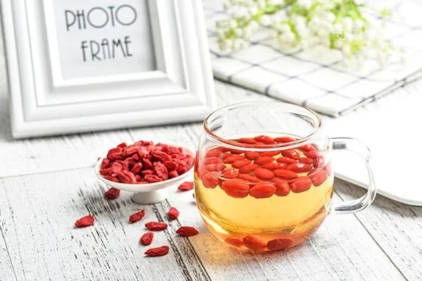 枸杞泡水喝能减肥吗