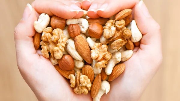 吃什么食物可以丰胸