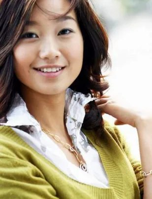 朱丹穿泳装照曝光 称:宋柯是疼我惜我的兄长