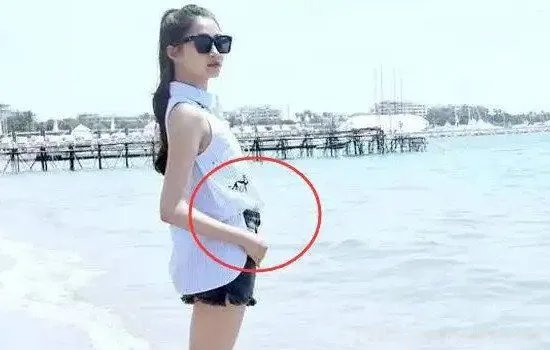 关晓彤十个月怀孕照片 大肚子要生了是真的吗